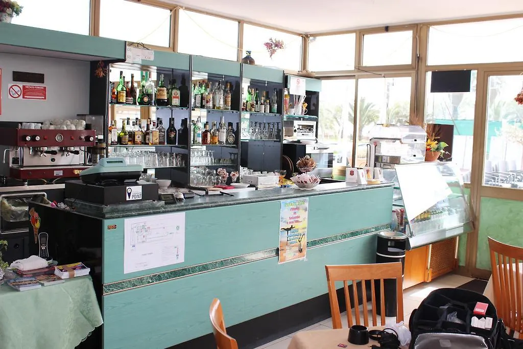**  Hotel Lucerna Arma di Taggia Italia