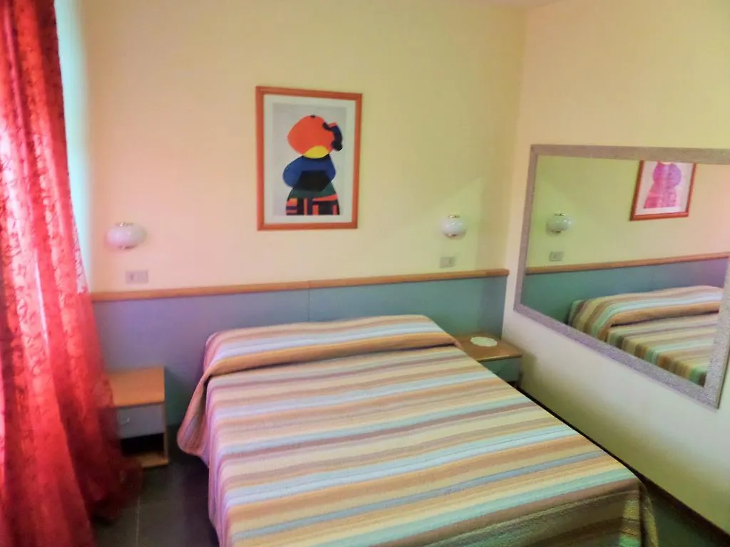 **  Hotel Lucerna Arma di Taggia Italia