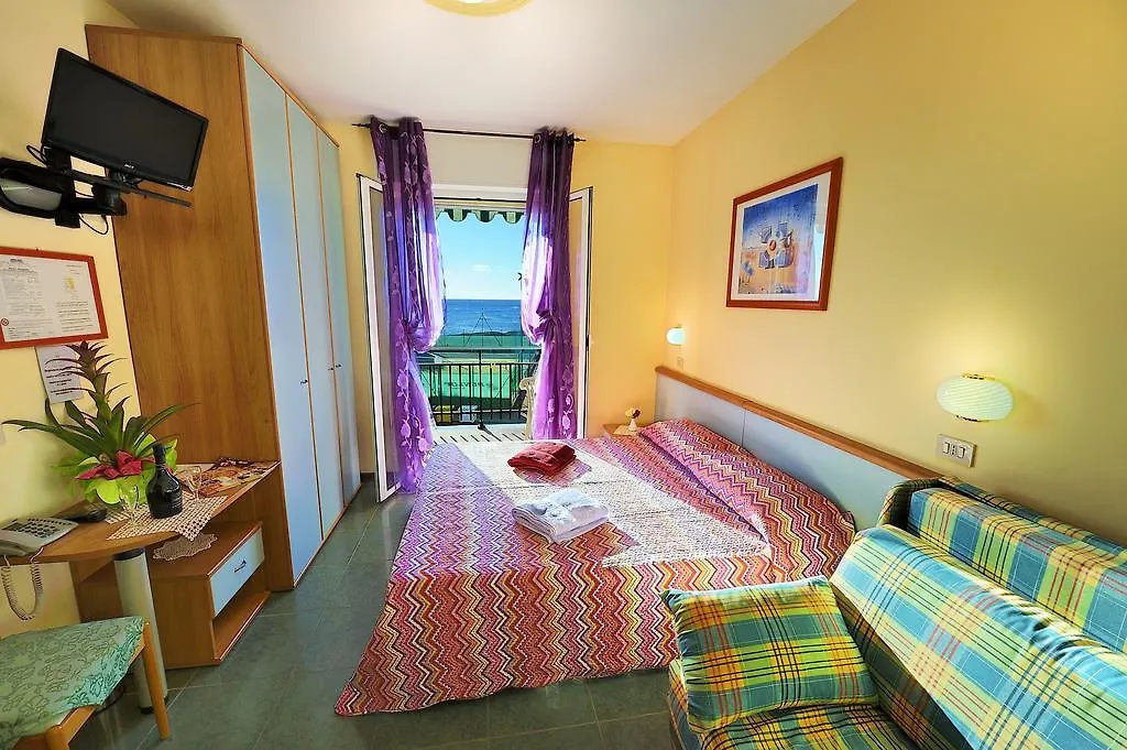 Hotel Lucerna Arma di Taggia